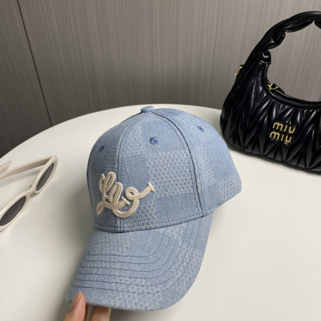 Louis Vuitton Caps